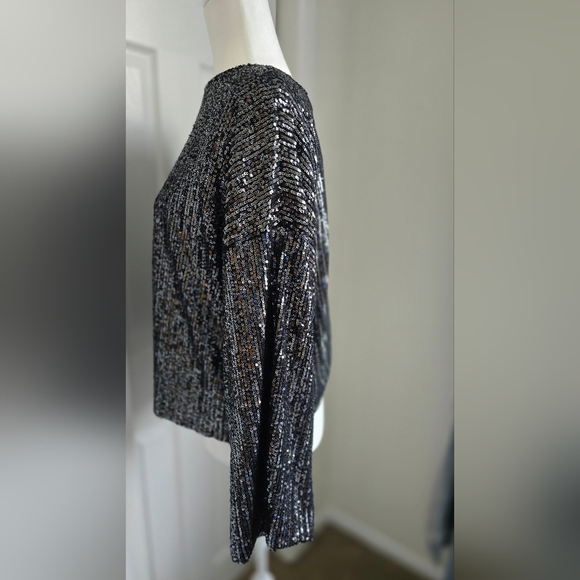Elegant Black Sequin Women's Top Sz. Medium Cupcake & Cashmere - Picture 9 of 11